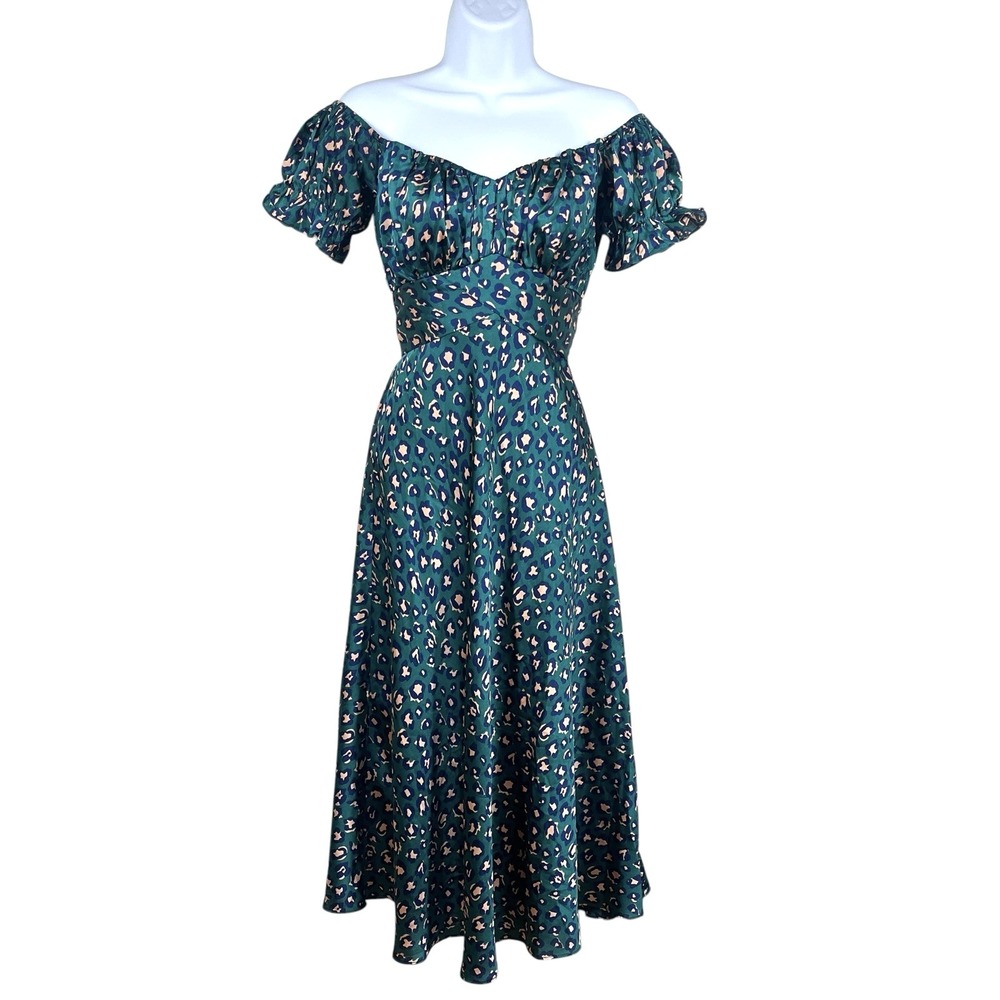Hello Molly Spiced Ginger Medley Dress Womens XS Green Leopard Print Satin Maxi